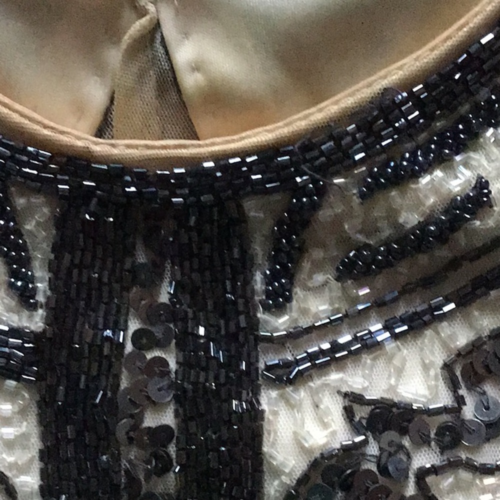 Formal sequin gown - Picture 6 of 8